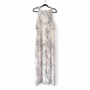 Elegant Black and White Maxi Dress